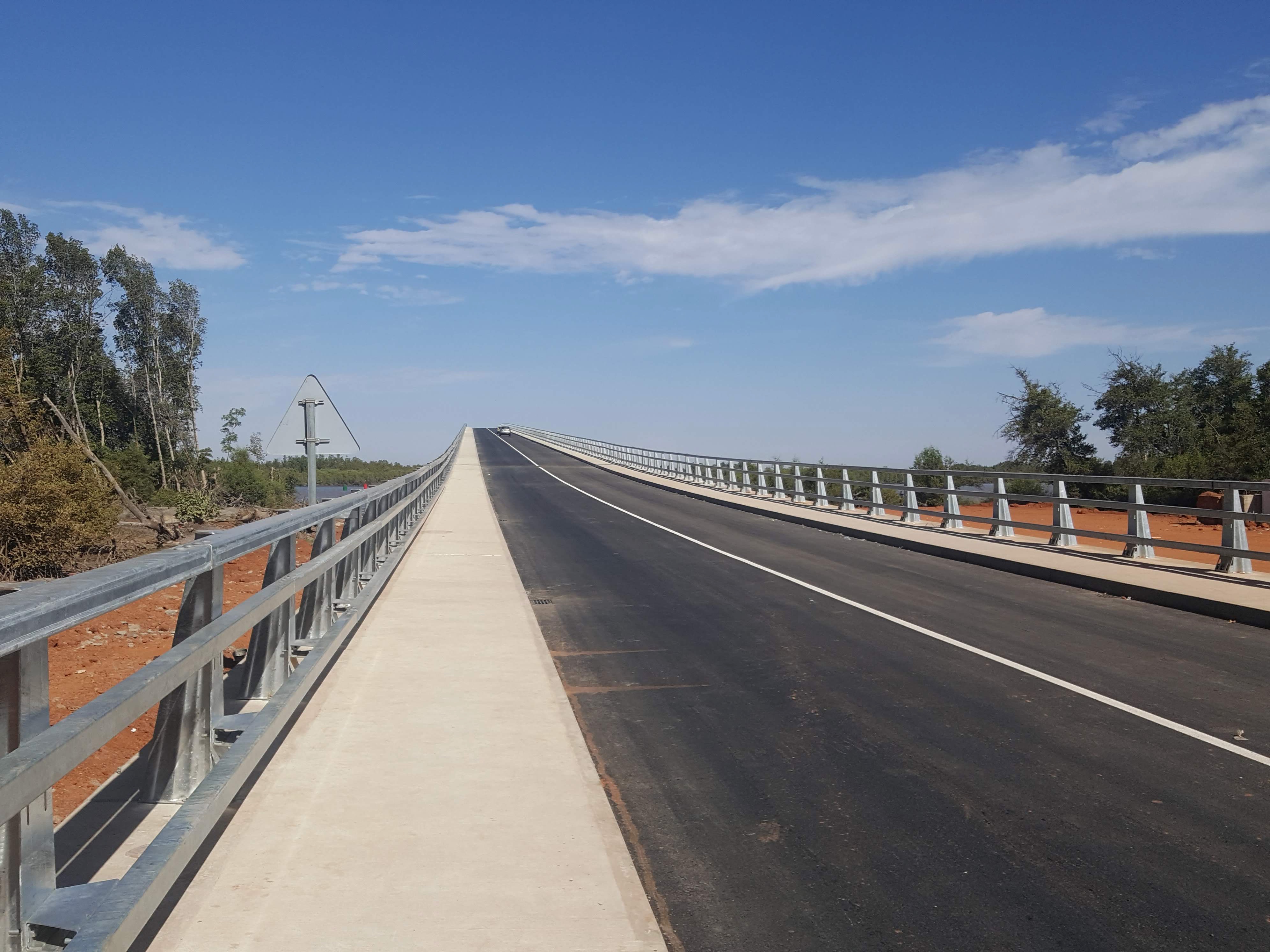 Ouvrage d'Art & Pont Mixte Acier-Béton sur Bras de Fleuve