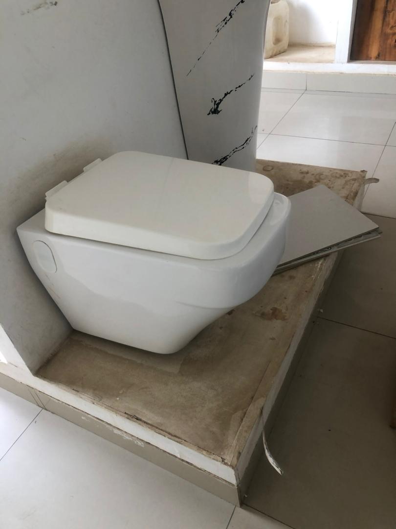 Robinet de lavabo chromé — mitigeur