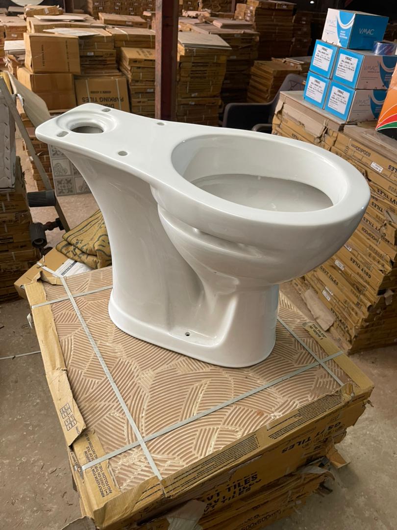 Chaise anglaise (WC) monobloc céramique blanche