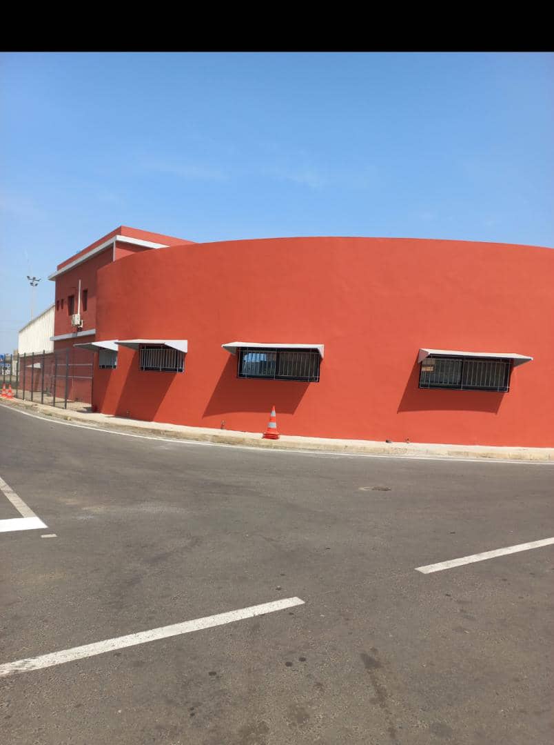 Aire de lavage industrielle livrée — SECAA SA (vue complémentaire)